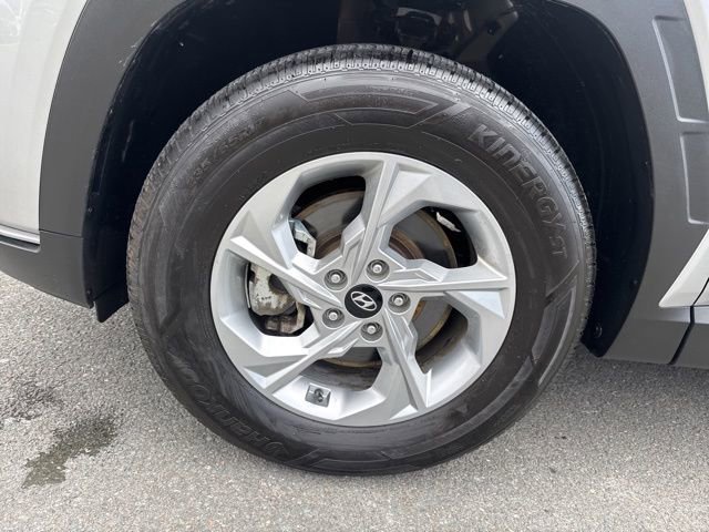 Used 2022 Hyundai Tucson SE w/ Cargo Package image 13