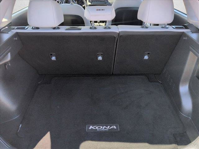 Used 2022 Hyundai Kona SE FWD image 10