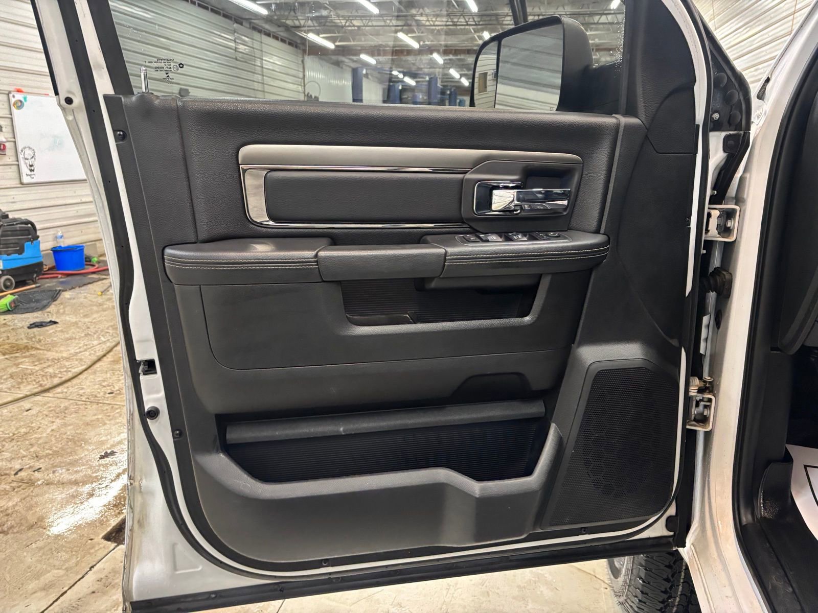 Used 2018 RAM 3500 Laramie w/ Sport Appearance Group image 11