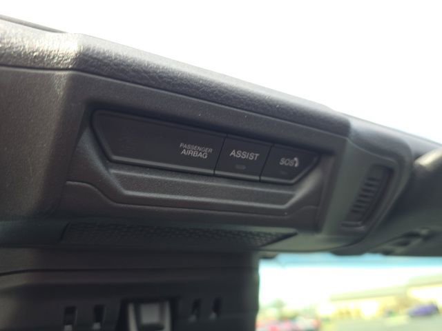Used 2025 Jeep Wrangler Unlimited Sahara w/ Safety Group AWD/4WD image 36