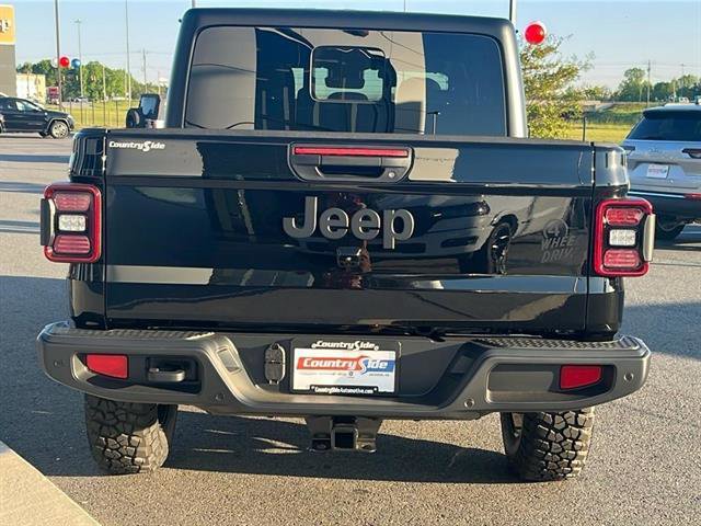 New 2025 Jeep Gladiator Willys image 7