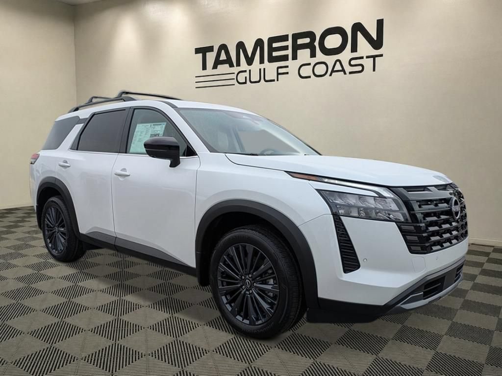 New 2026 Nissan Pathfinder SL w/ SL Premium Package