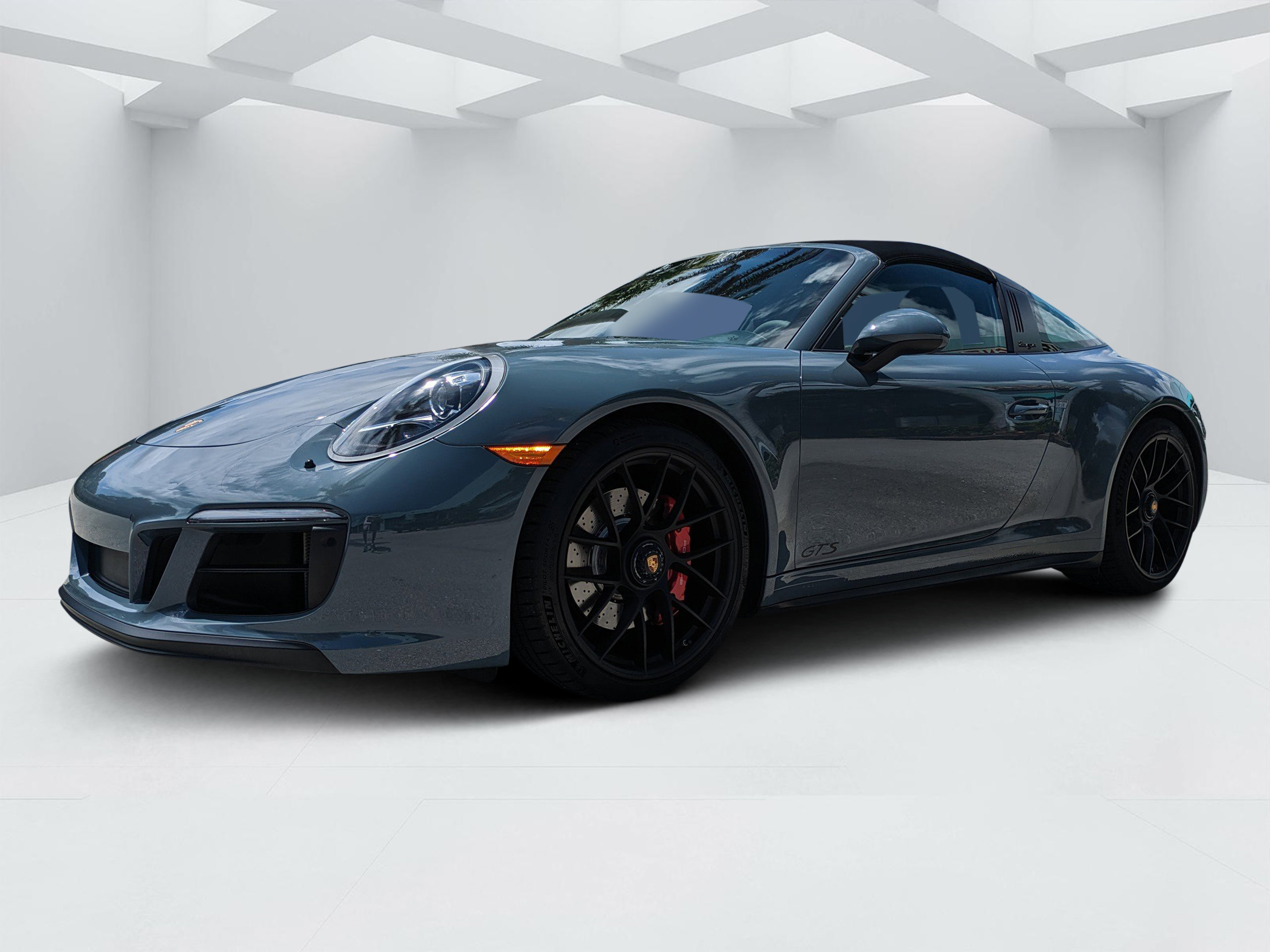 Used 2018 Porsche 911 Targa 4 GTS AWD/4WD image 7