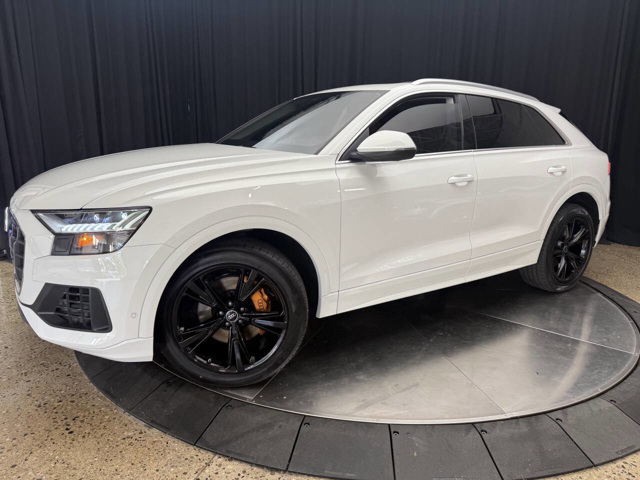 Used 2023 Audi Q8 Premium w/ Convenience Package image 12