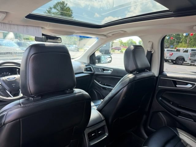 Used 2020 Ford Edge SEL w/ Convenience Package AWD/4WD image 34