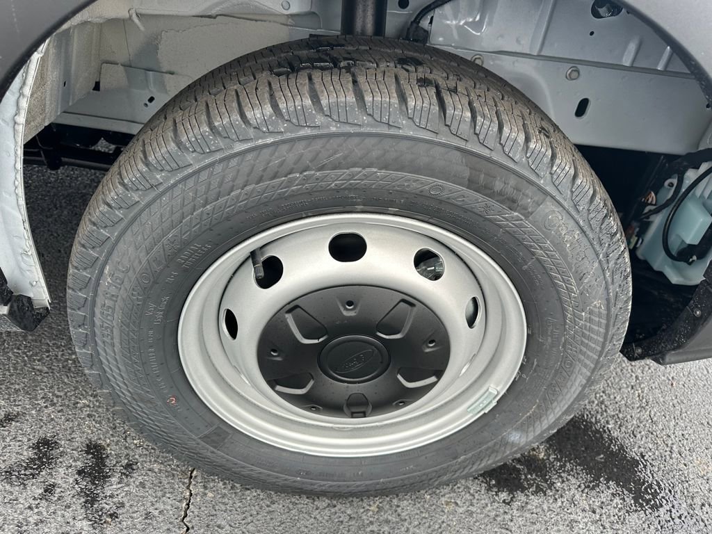 New 2026 Ford Transit 250 148 Medium Roof w/ Load Area Protection Package image 18