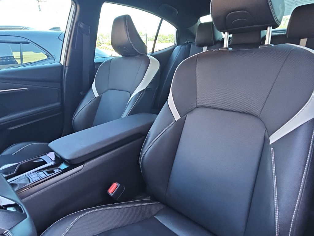 Used 2025 Toyota Camry LE FWD image 21