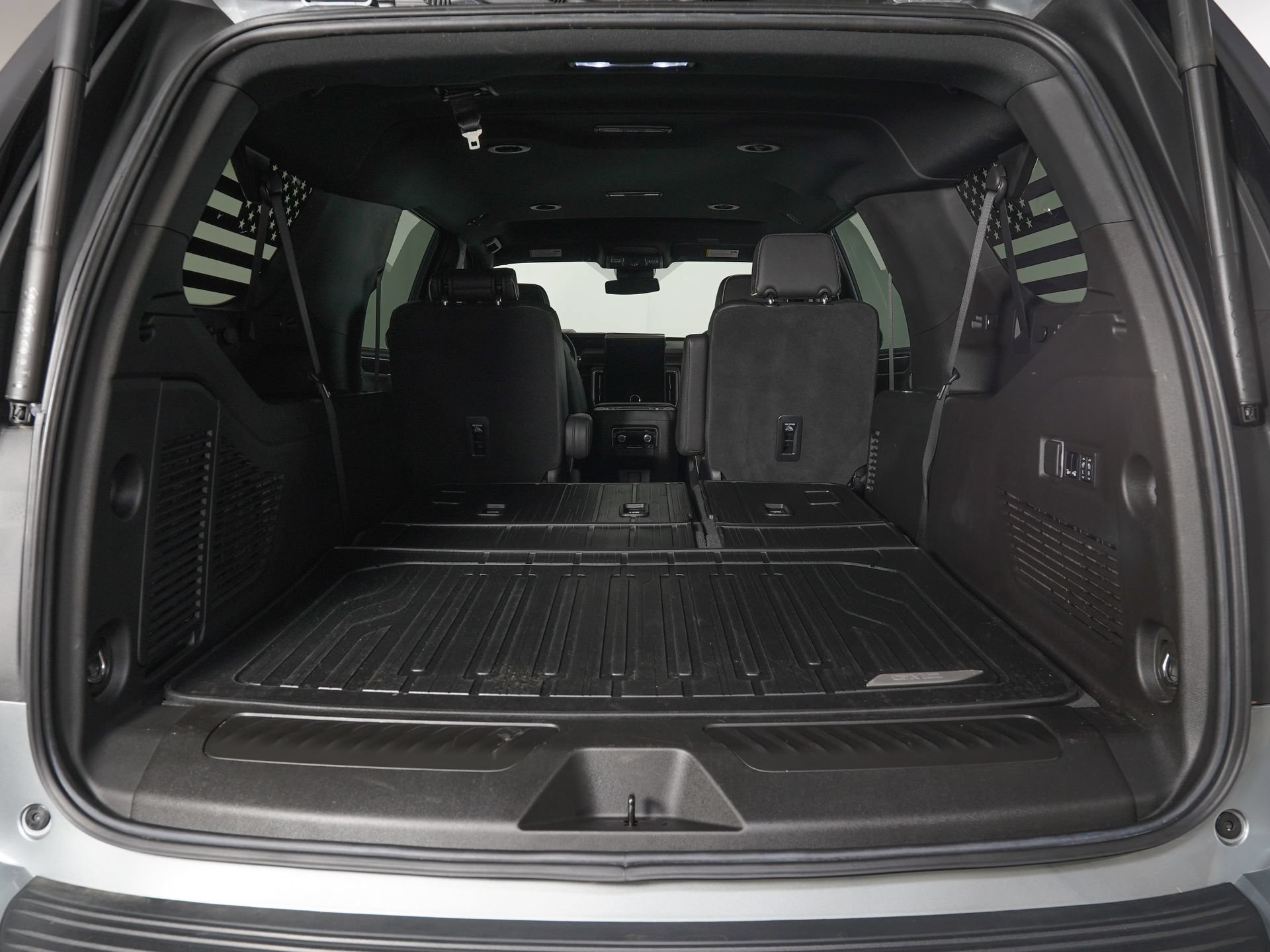 Used 2025 GMC Yukon XL Elevation w/ LPO, Floor Liner Package AWD/4WD image 14
