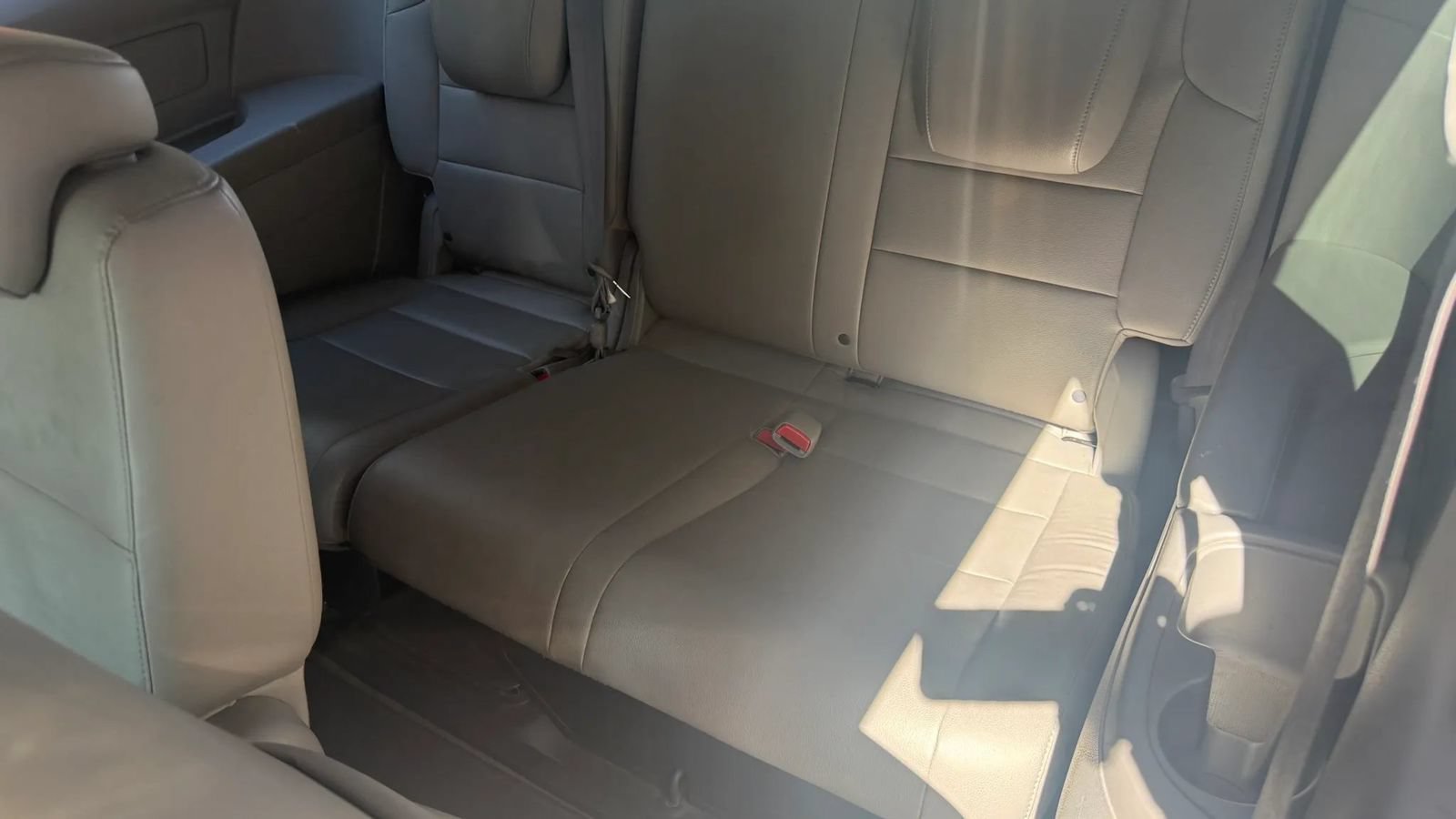 Used 2015 Honda Odyssey EX-L image 11