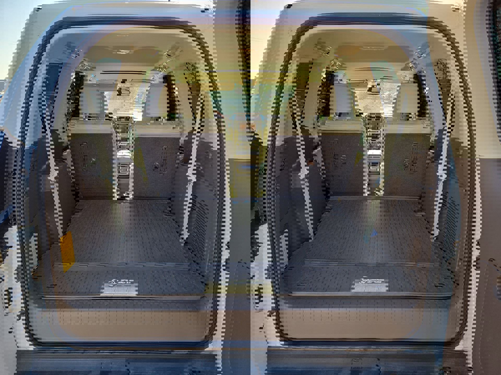 Used 2017 Lexus GX 460 Premium image 12