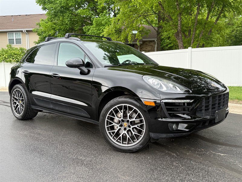 Used 2018 Porsche Macan S AWD/4WD image 2
