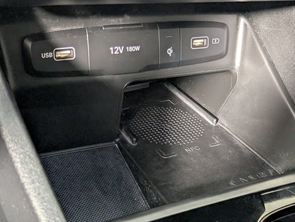 Used 2022 Hyundai Santa Cruz SEL Premium image 19