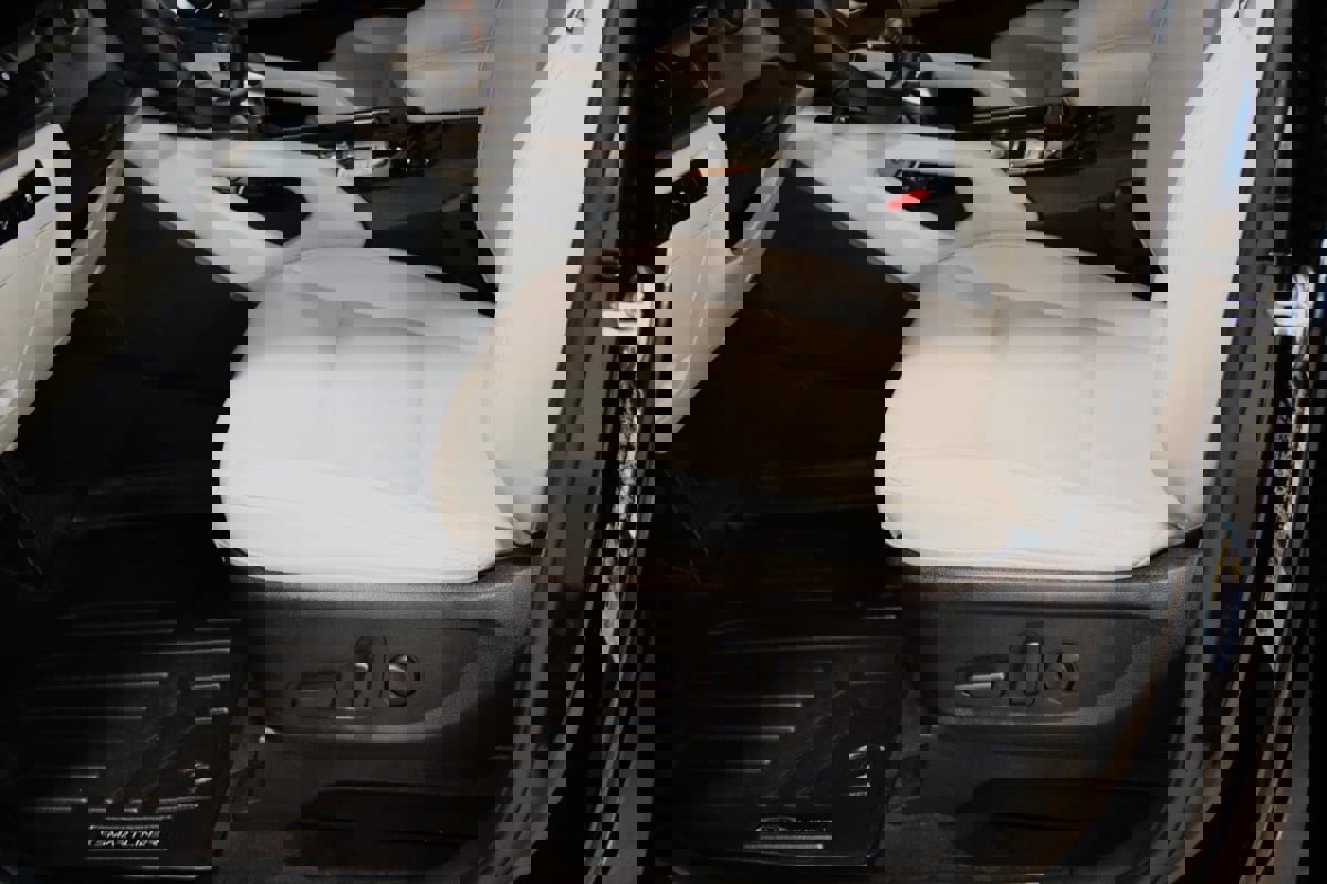 Used 2023 Kia Telluride S image 36