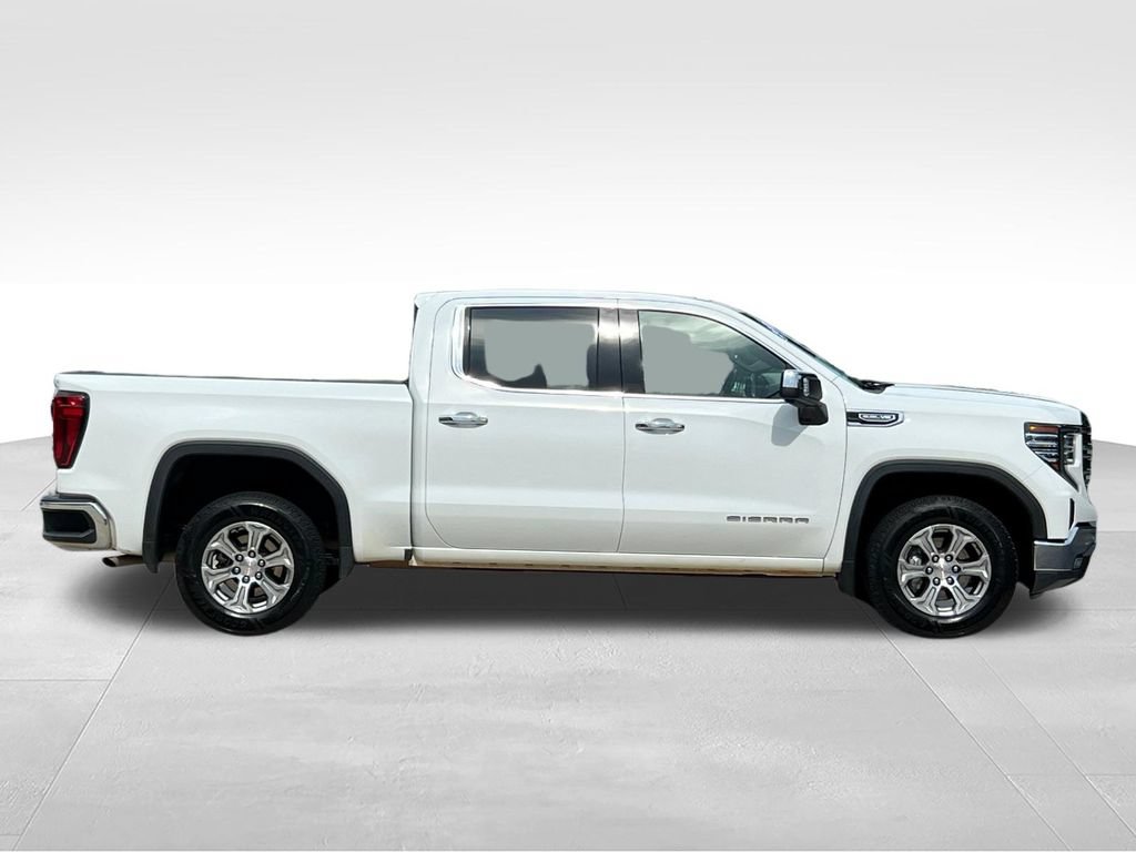 Used 2025 GMC Sierra 1500 SLT RWD image 4