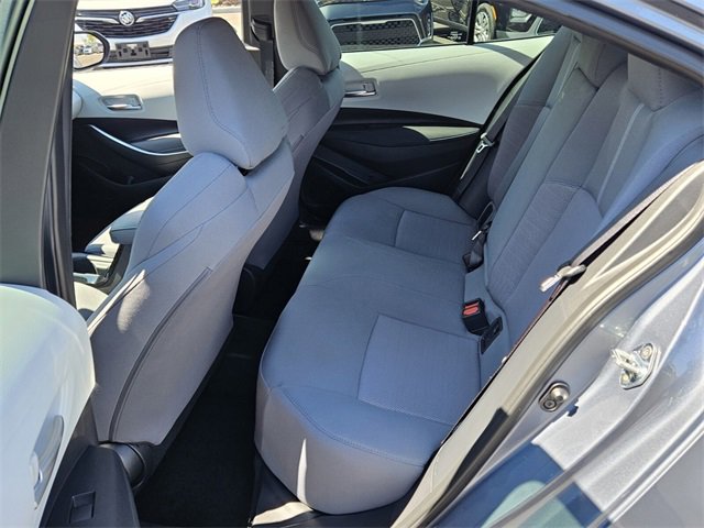 Used 2022 Toyota Corolla SE image 6