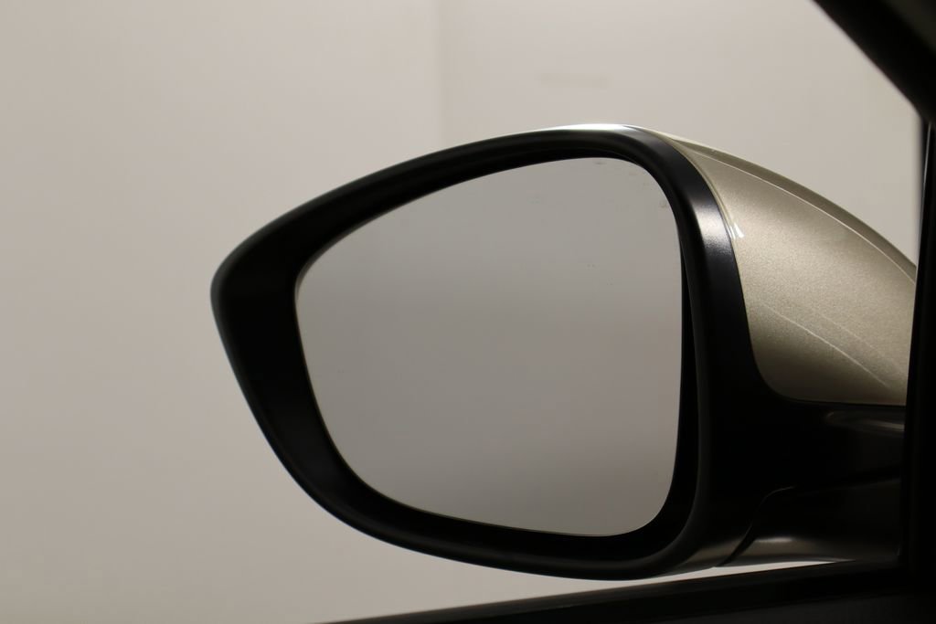 Used 2020 Honda Accord LX image 31