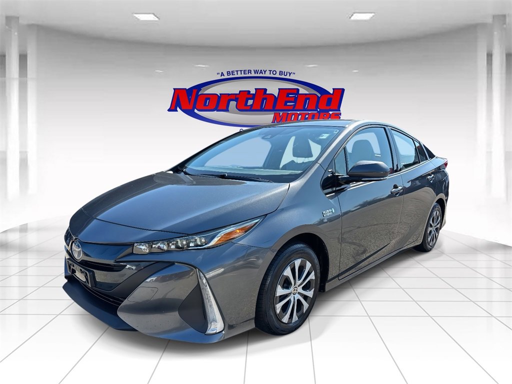 Used 2020 Toyota Prius Prime XLE image 7