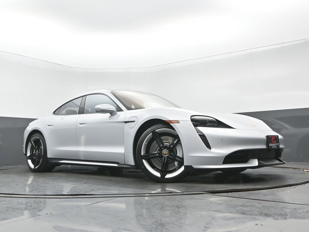 Used 2022 Porsche Taycan Turbo w/ Premium Package image 27