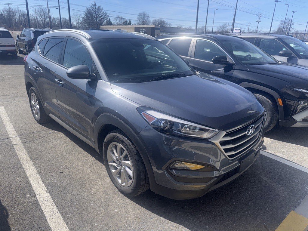 Used 2017 Hyundai Tucson SE image 2