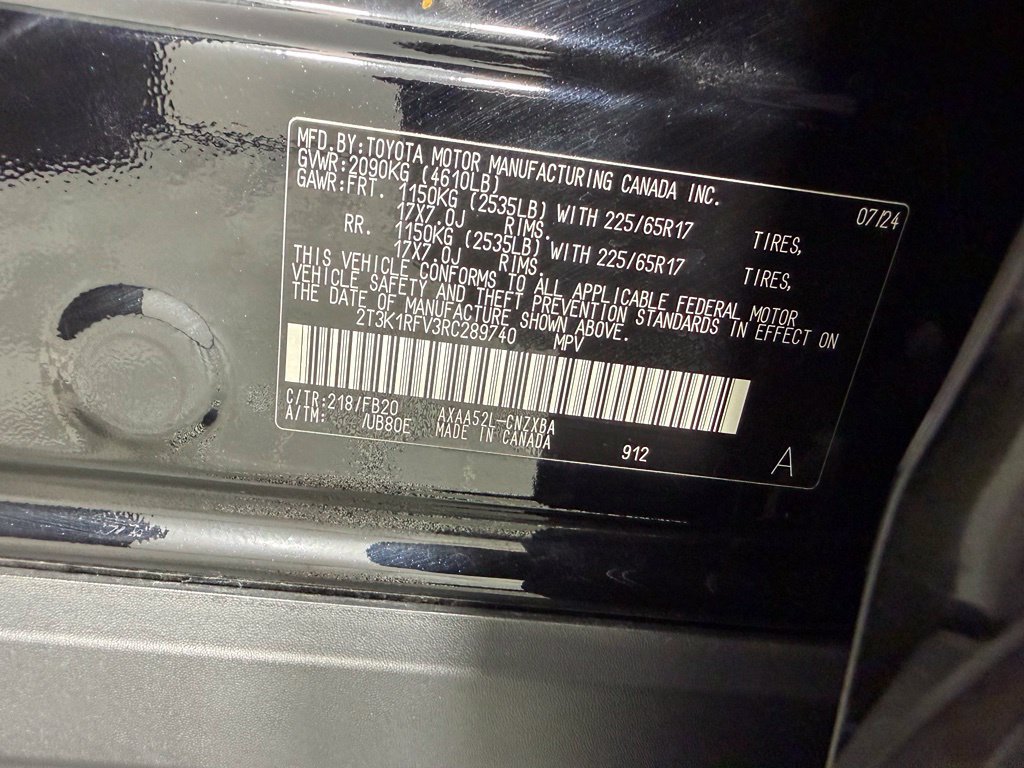 Used 2024 Toyota RAV4 LE FWD image 23