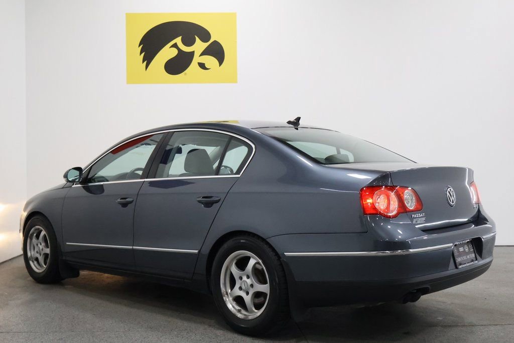 Used 2010 Volkswagen Passat Komfort image 9
