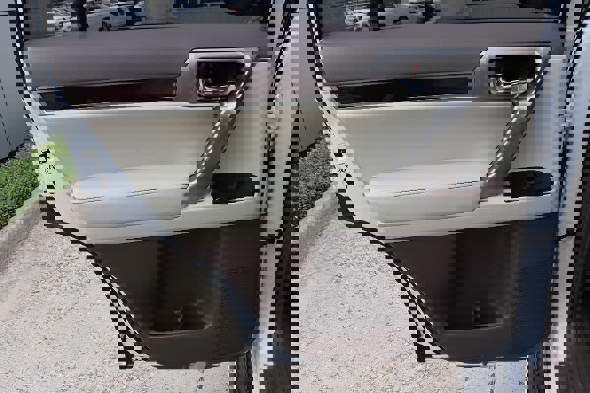 Used 2017 Lexus GX 460 Premium image 49