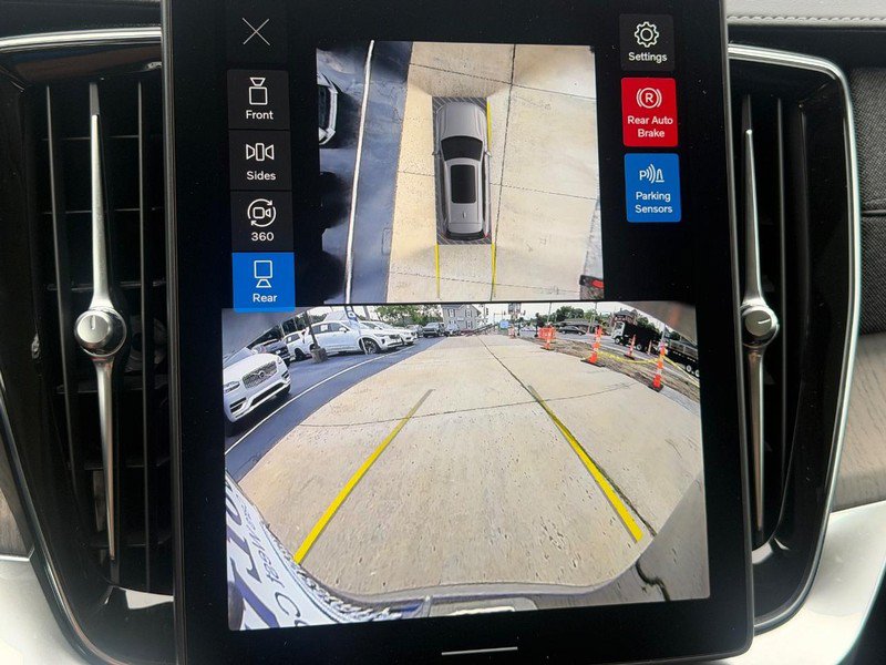 Certified 2026 Volvo XC90 B6 Ultra AWD/4WD image 22