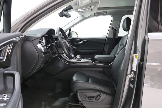 Used 2024 Audi Q7 3.0T Premium Plus AWD/4WD image 15