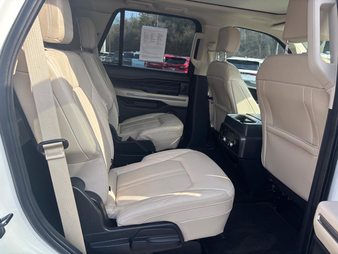 Used 2023 Ford Expedition Platinum image 15