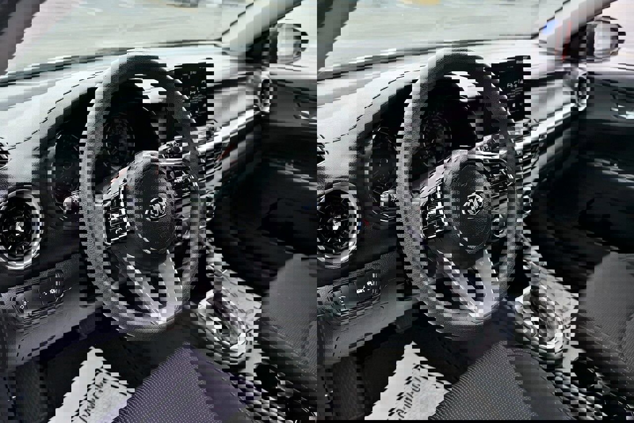 Used 2021 Kia Forte LXS image 8