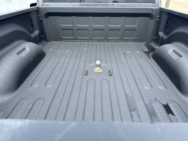 Used 2026 RAM 2500 Laramie AWD/4WD image 4
