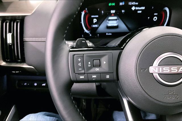 New 2025 Nissan Pathfinder Platinum w/ Lighting Package (N93) image 22