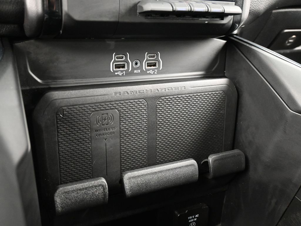 Used 2025 RAM 1500 Laramie image 27