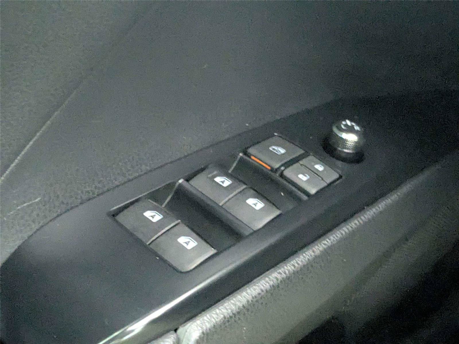Certified 2020 Toyota Camry XSE FWD image 16