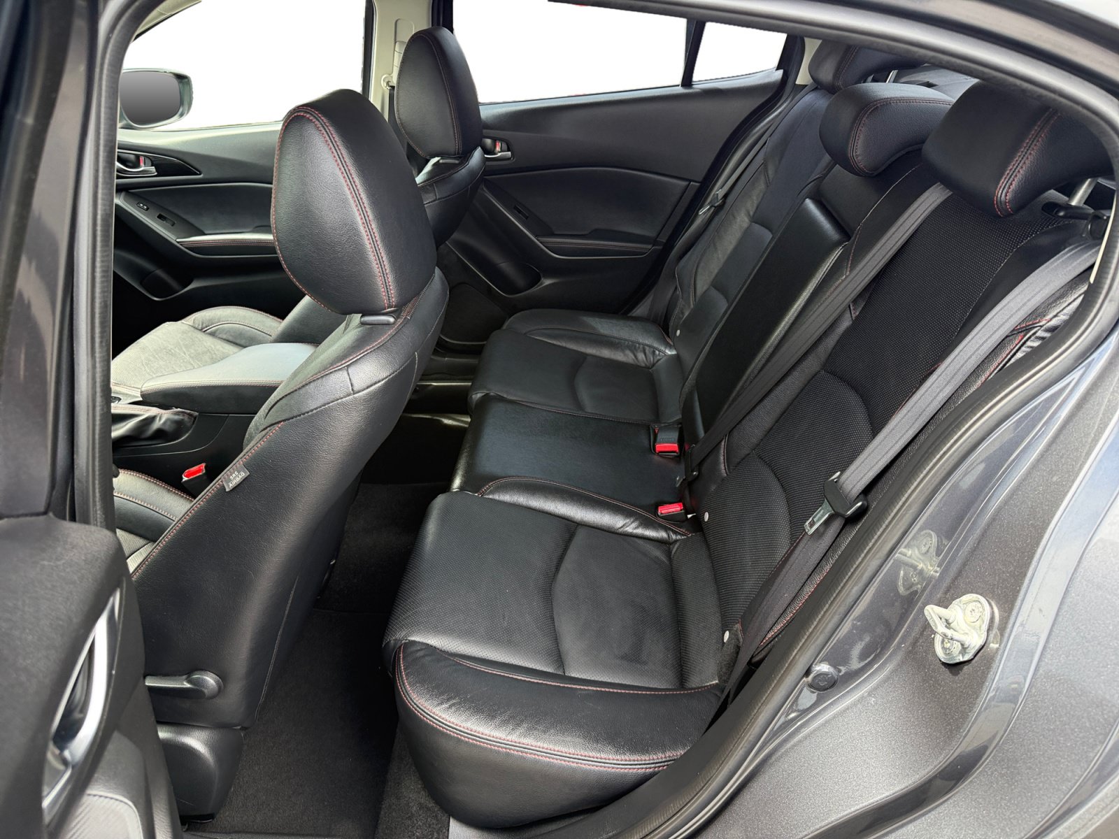 Used 2014 MAZDA MAZDA3 s Grand Touring FWD image 16