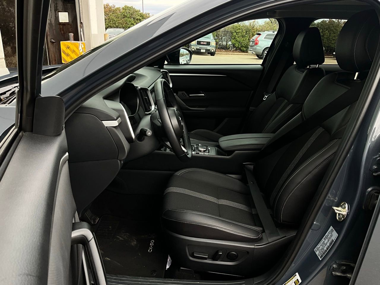 Used 2025 MAZDA CX-50 AWD 2.5 S w/ Premium Package image 10