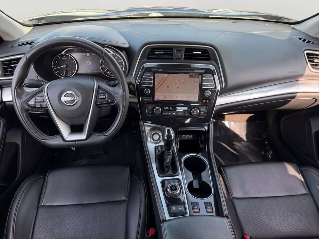 Used 2023 Nissan Maxima SV w/ Floor Mat Group FWD image 11