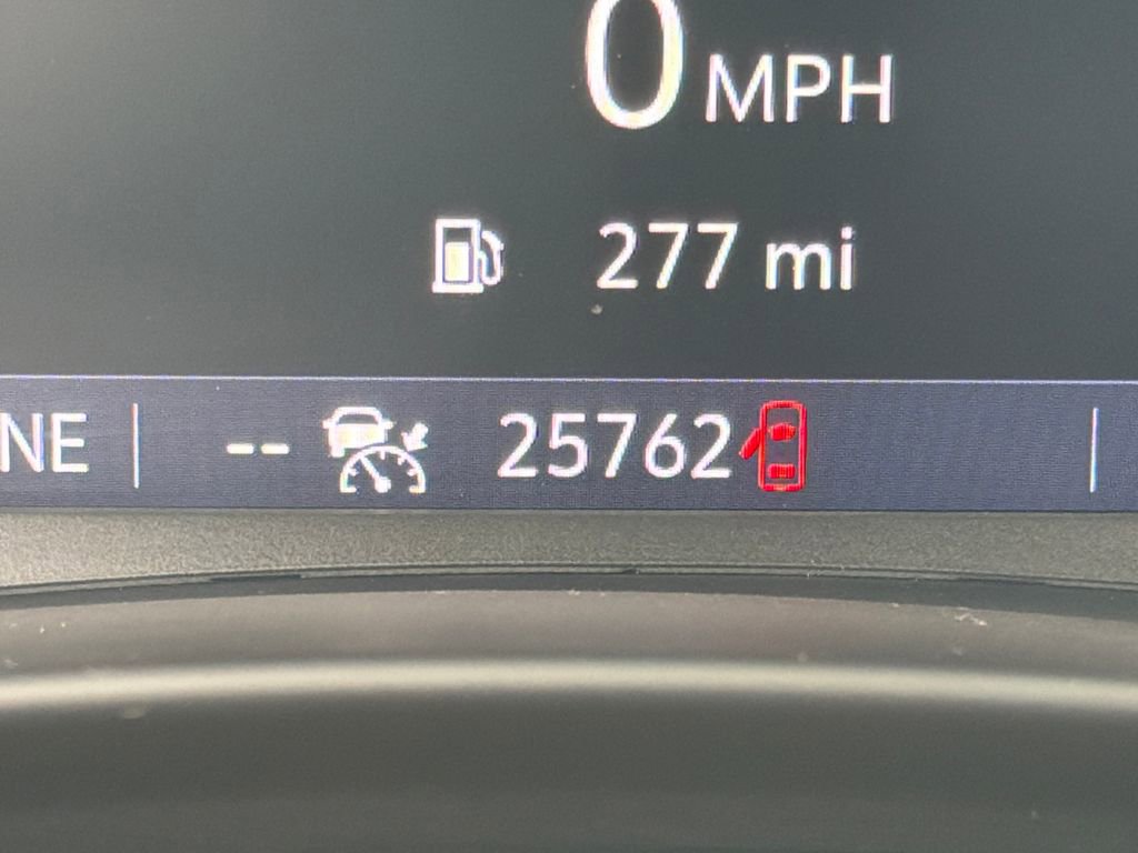 Used 2023 GMC Terrain SLT image 19