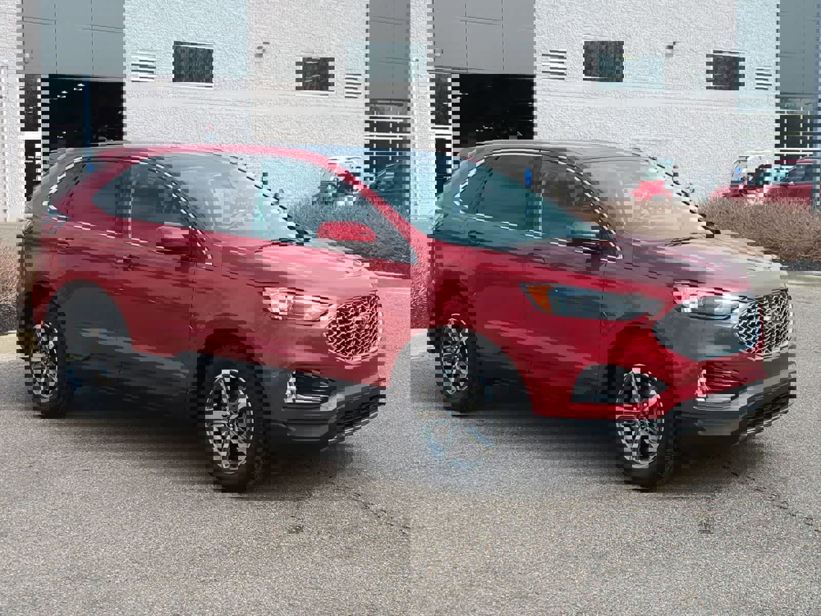 Used 2023 Ford Edge SEL w/ Convenience Package AWD/4WD image 2