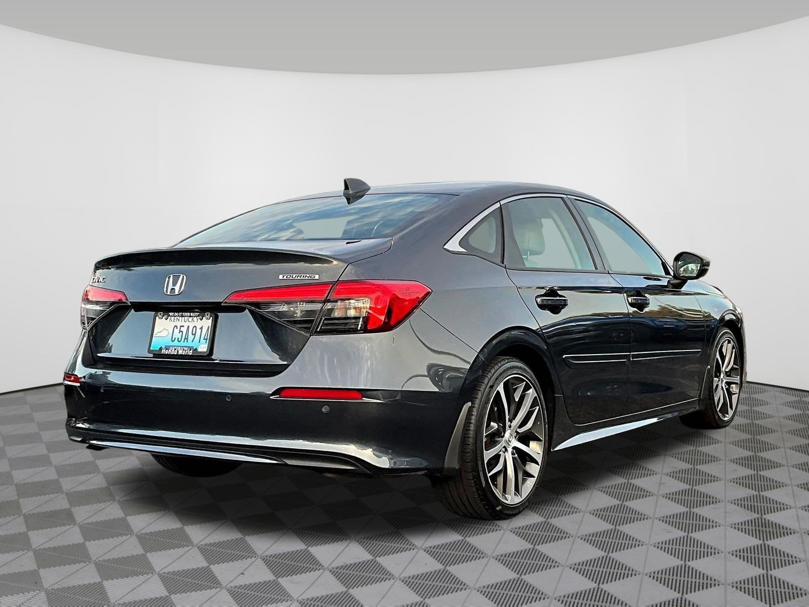 Used 2022 Honda Civic Touring image 6