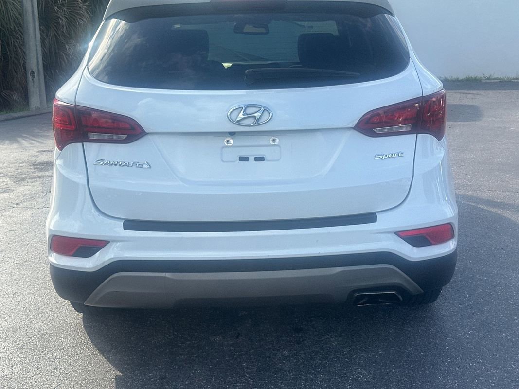 Used 2017 Hyundai Santa Fe Sport w/ 2.4L Tech Package 04 image 4