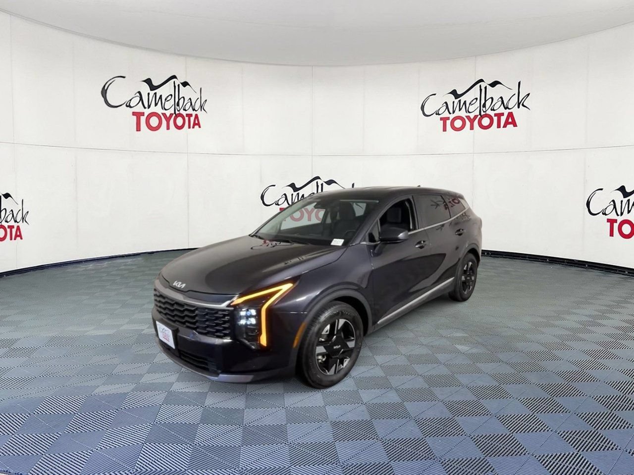 Used 2026 Kia Sportage LX FWD image 6