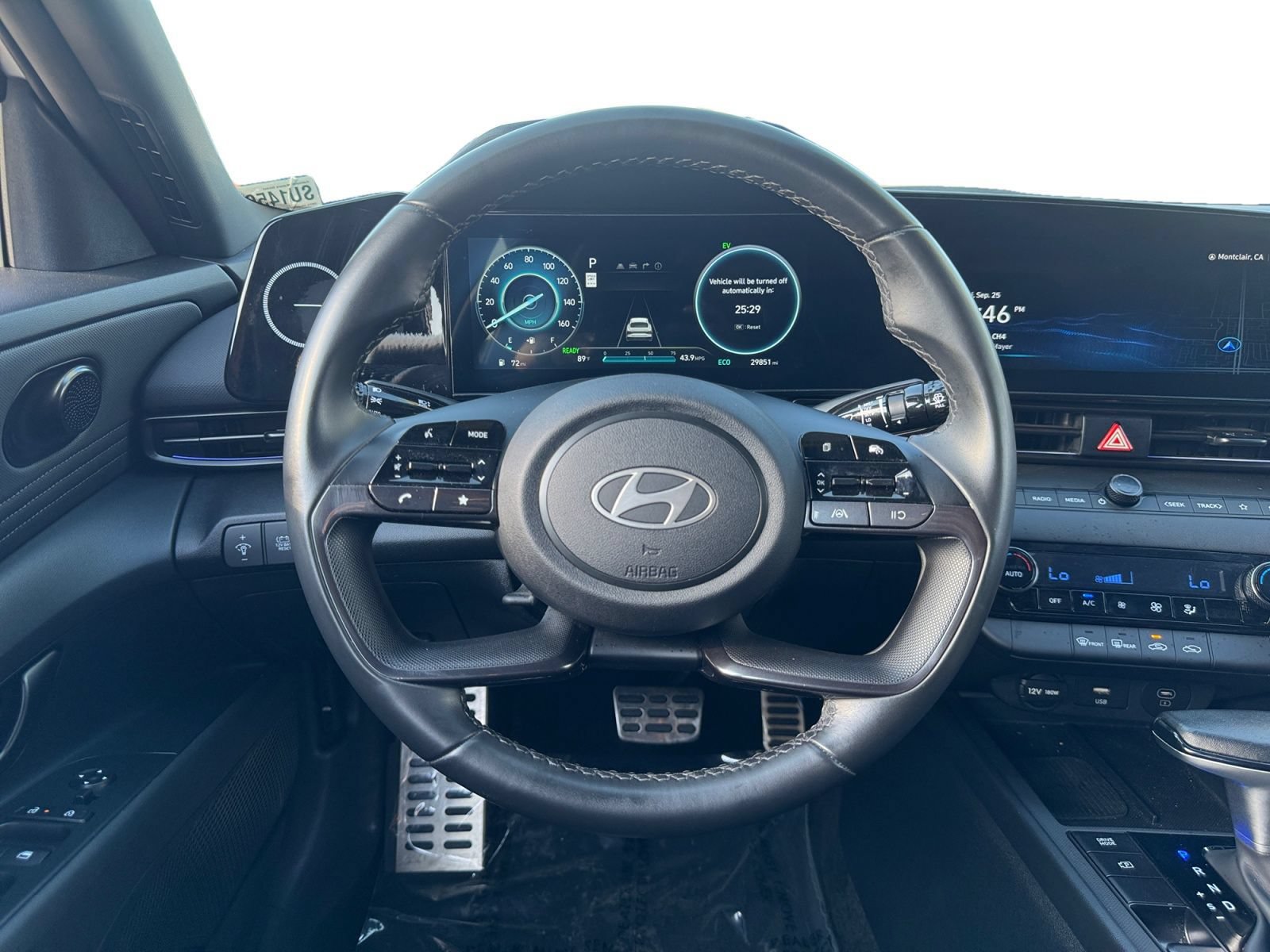 Used 2025 Hyundai Elantra SEL FWD image 11