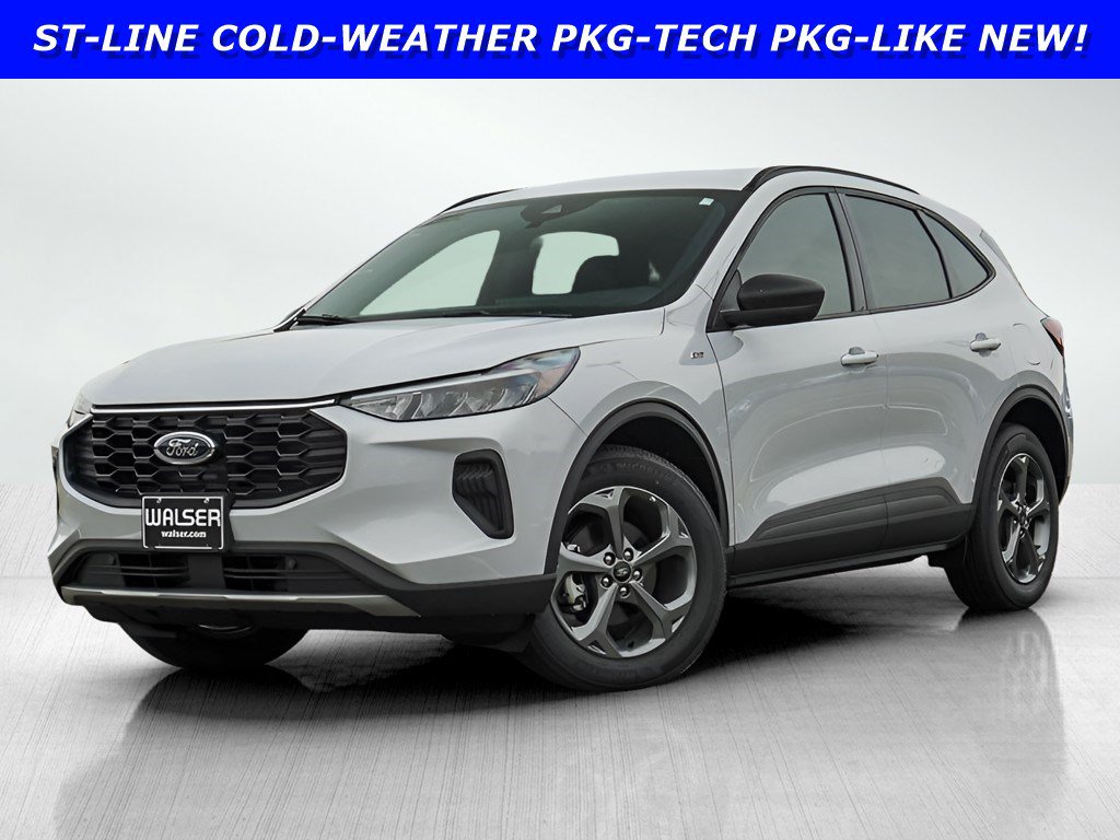 Used 2026 Ford Escape ST-Line w/ Tech Pack #1 AWD/4WD image 1