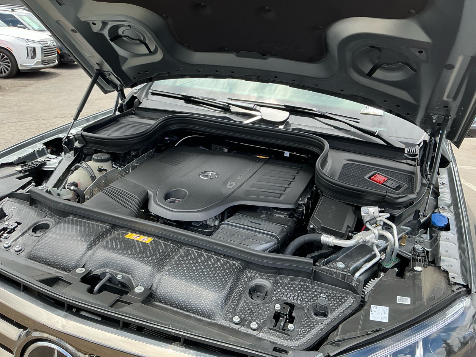 Used 2025 Mercedes-Benz GLS 450 4MATIC image 22