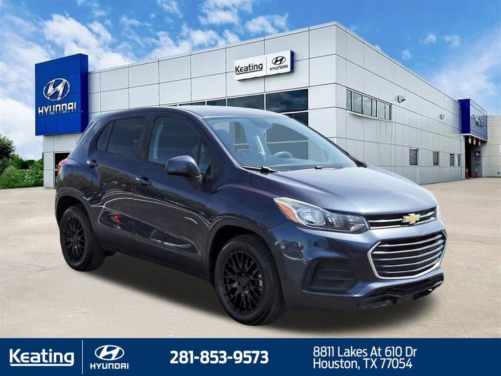 Used 2019 Chevrolet Trax LS w/ Tint and Cruise Package FWD image 3