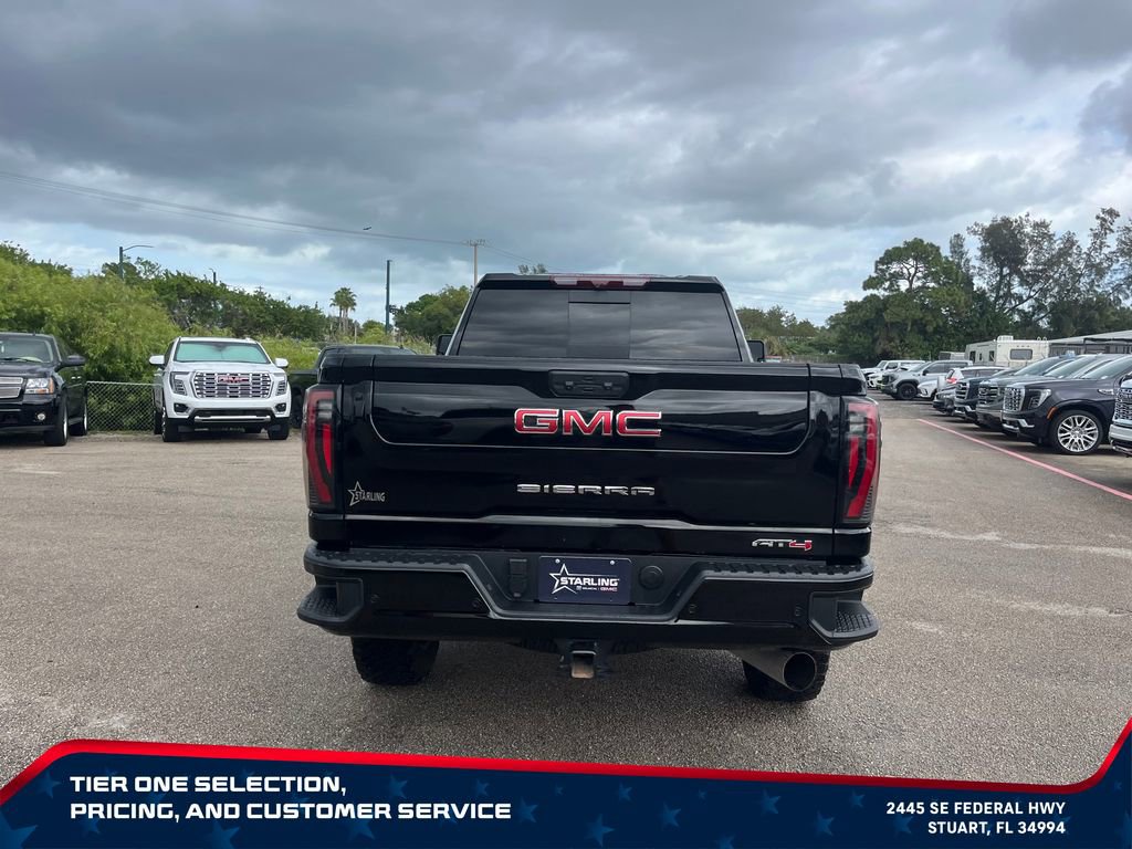 Used 2025 GMC Sierra 2500 AT4 w/ AT4 Premium Plus Package AWD/4WD image 6