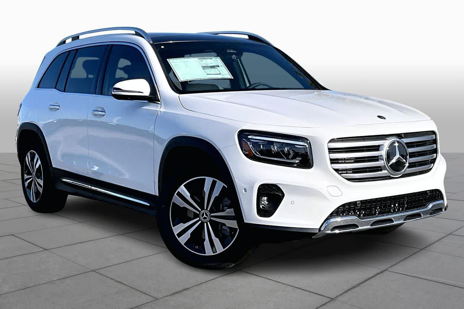 Used 2026 Mercedes-Benz GLB 250 image 2