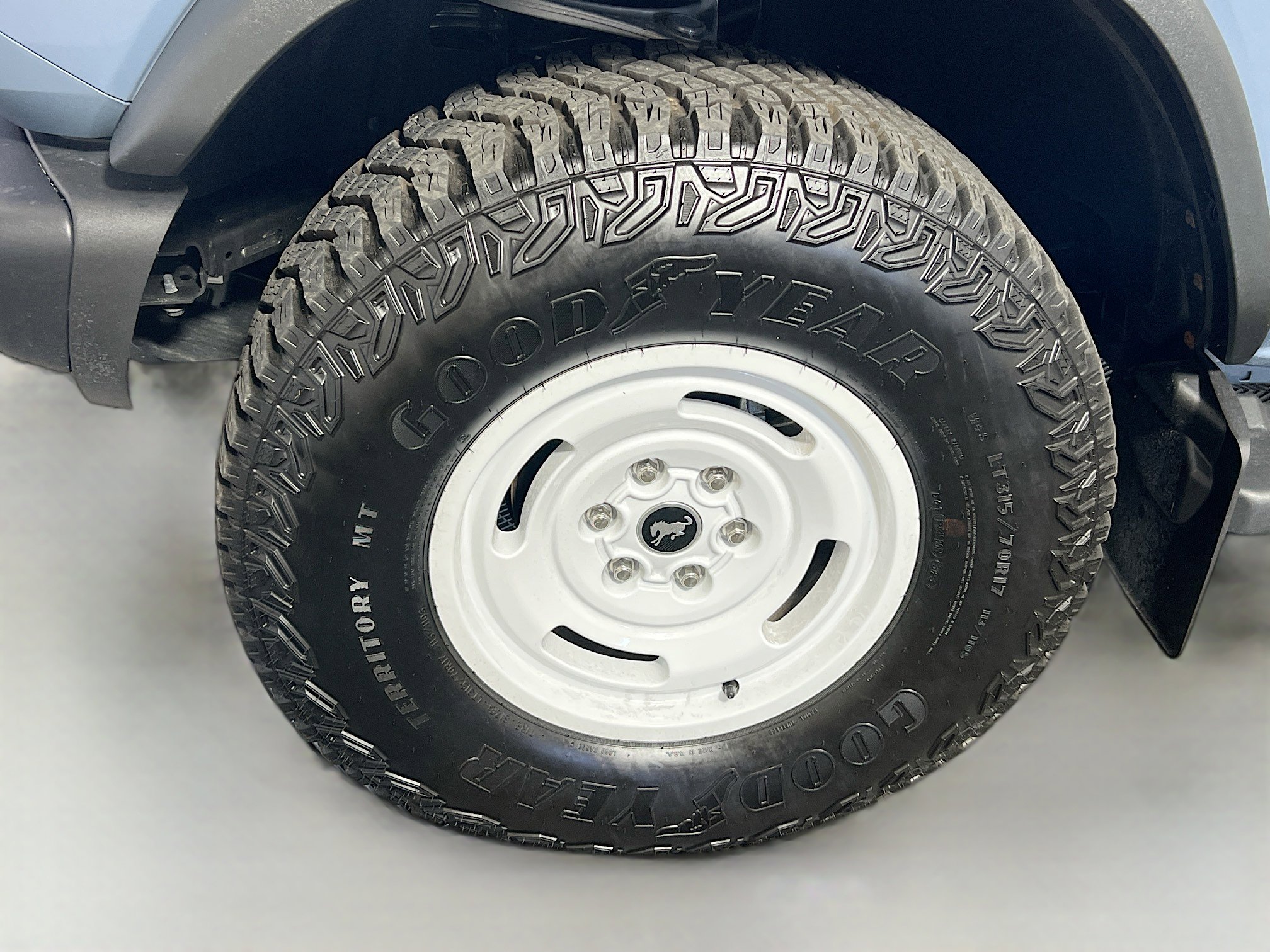 Used 2023 Ford Bronco Heritage Edition AWD/4WD image 13