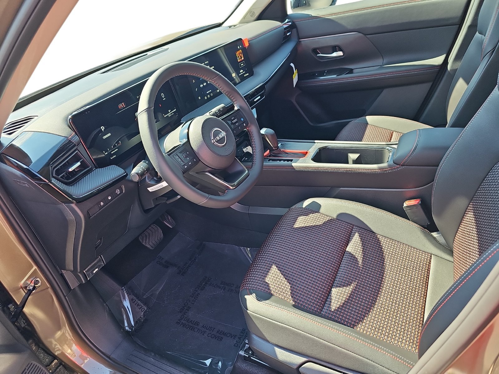 New 2027 Nissan Kicks SR w/ SR Premium Package FWD image 16
